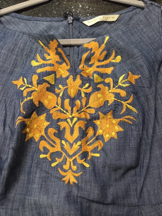 eshakti Chambray Sleeveless Midi Dress with Embroidery - Size 16 - Picture 9 of 11